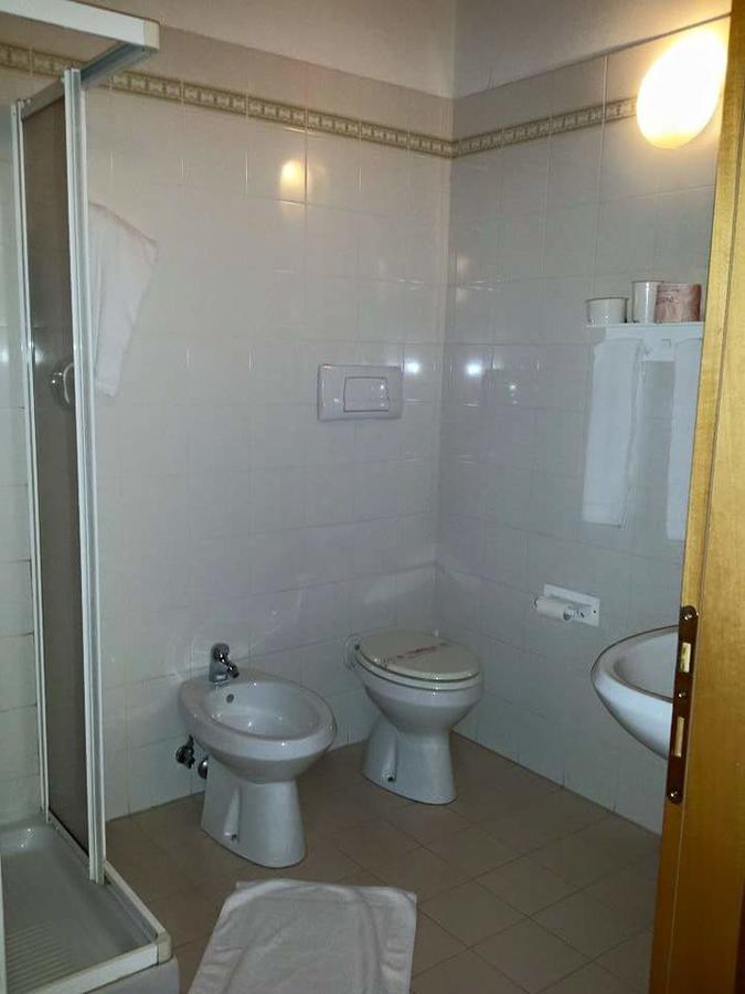 Quadrifoglio Relax Guest House San Dona di Piave Luaran gambar